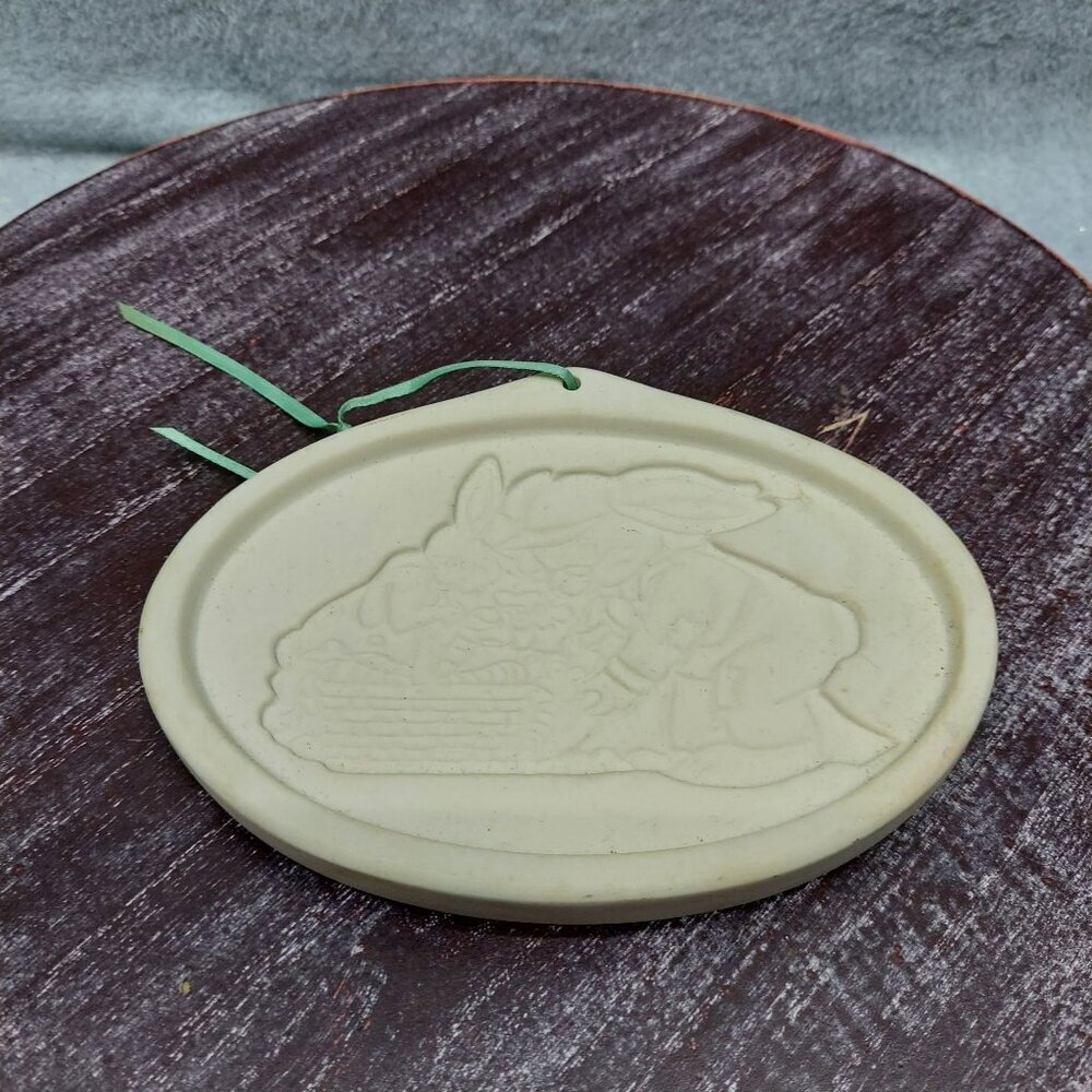 1995 Longaberger Pottery‎ Bunny Ceramic Wall Hanging Ornament
